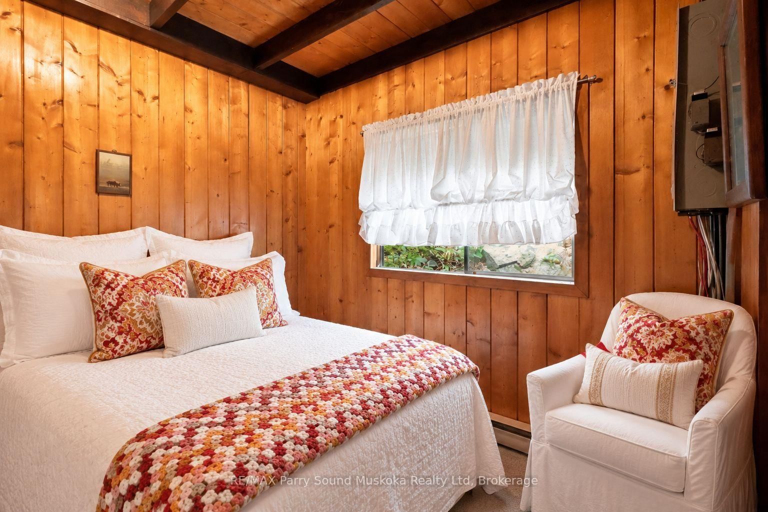 334 Healey Lake • The Archipelago, ON photo 16