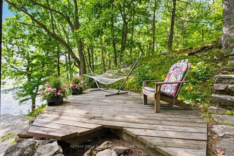 334 Healey Lake photo 5