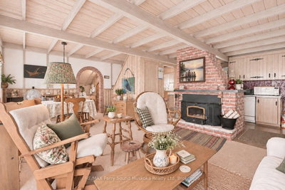 334 Healey Lake • The Archipelago, ON photo 9