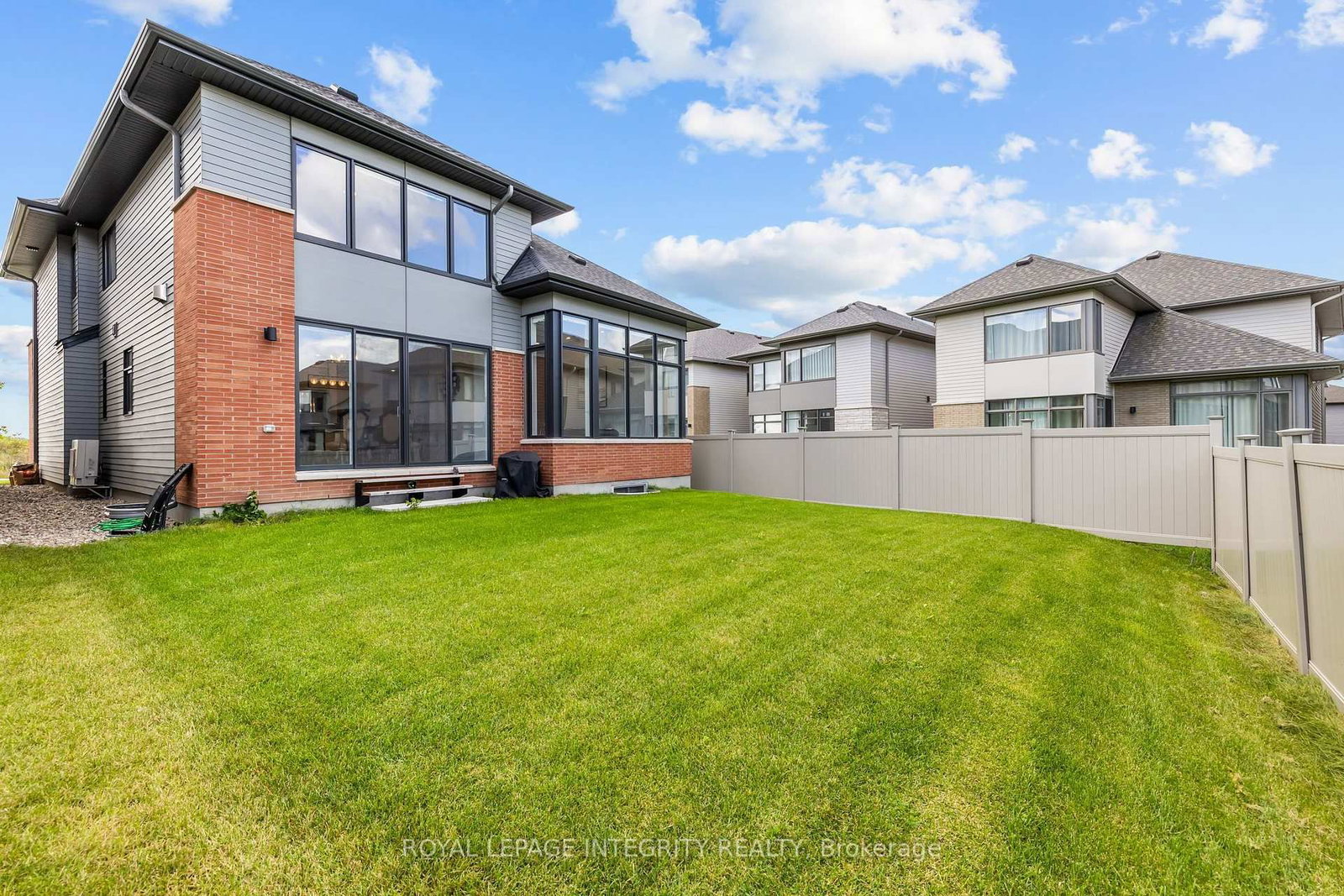 151 Rockmelon Street • Ottawa, ON photo 36