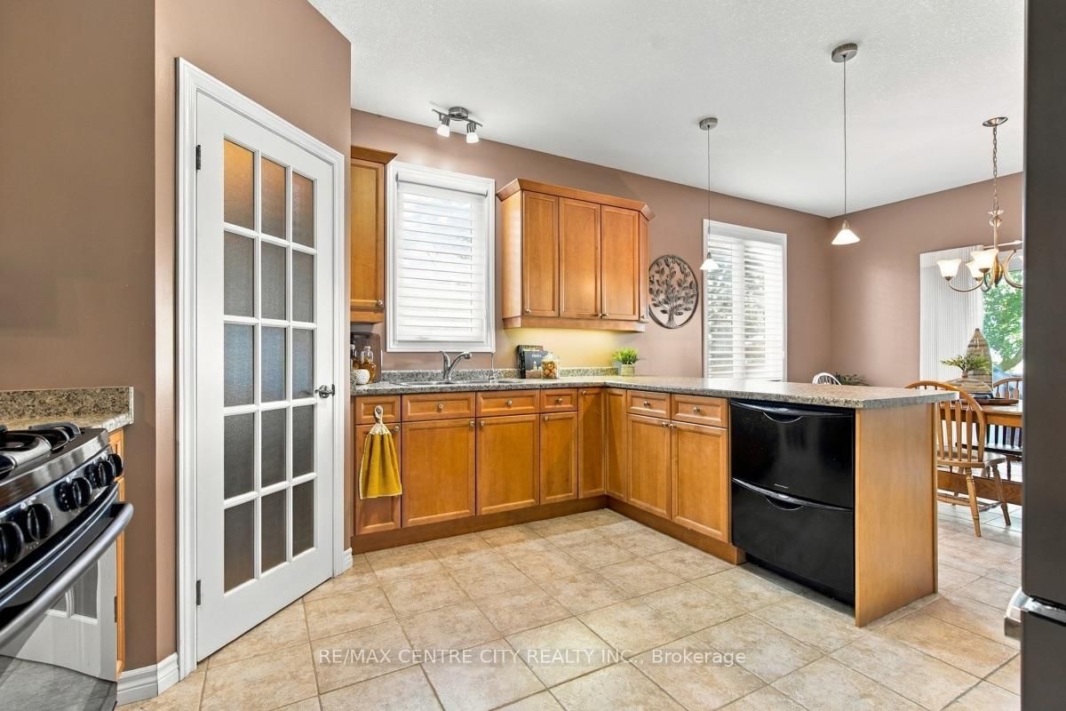 68 Willow Ridge Road • Middlesex Centre, ON photo 16