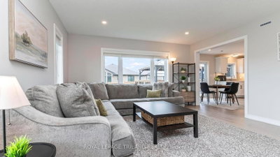 3 SILVERLEAF Path • St. Thomas, ON photo 9