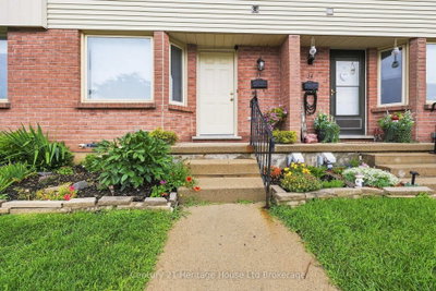 1115 Nellis Street • #33 • Woodstock, ON photo 3