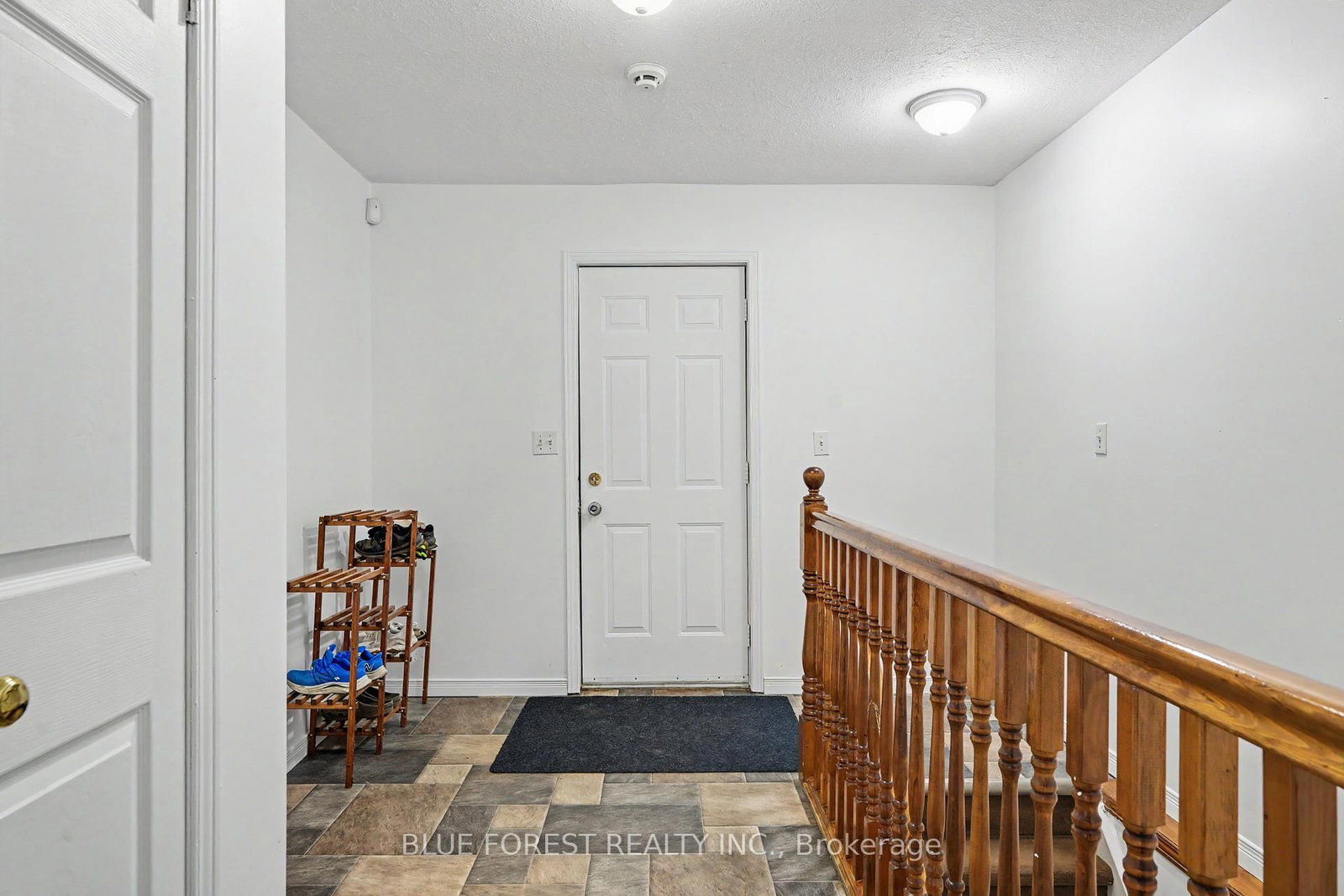 23706 Gray Line • West Elgin, ON photo 32