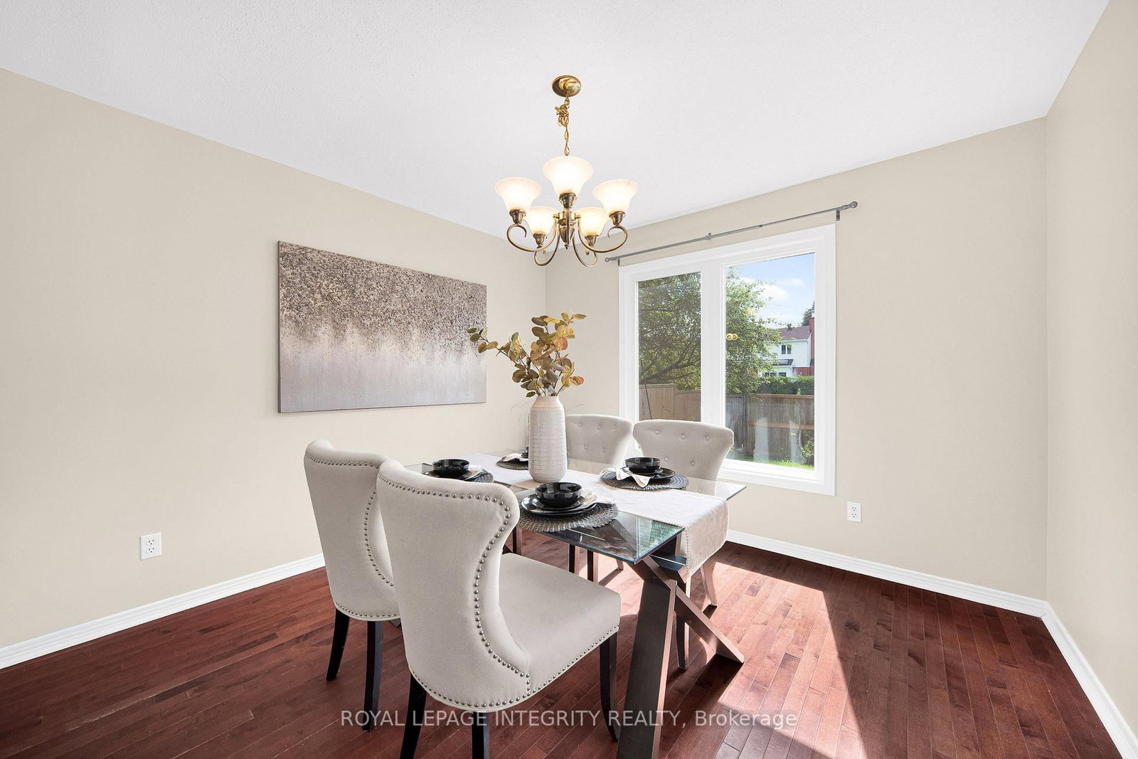 25 Springwater Drive • Ottawa, ON photo 11