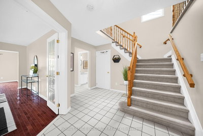 25 Springwater Drive • Ottawa, ON photo 5