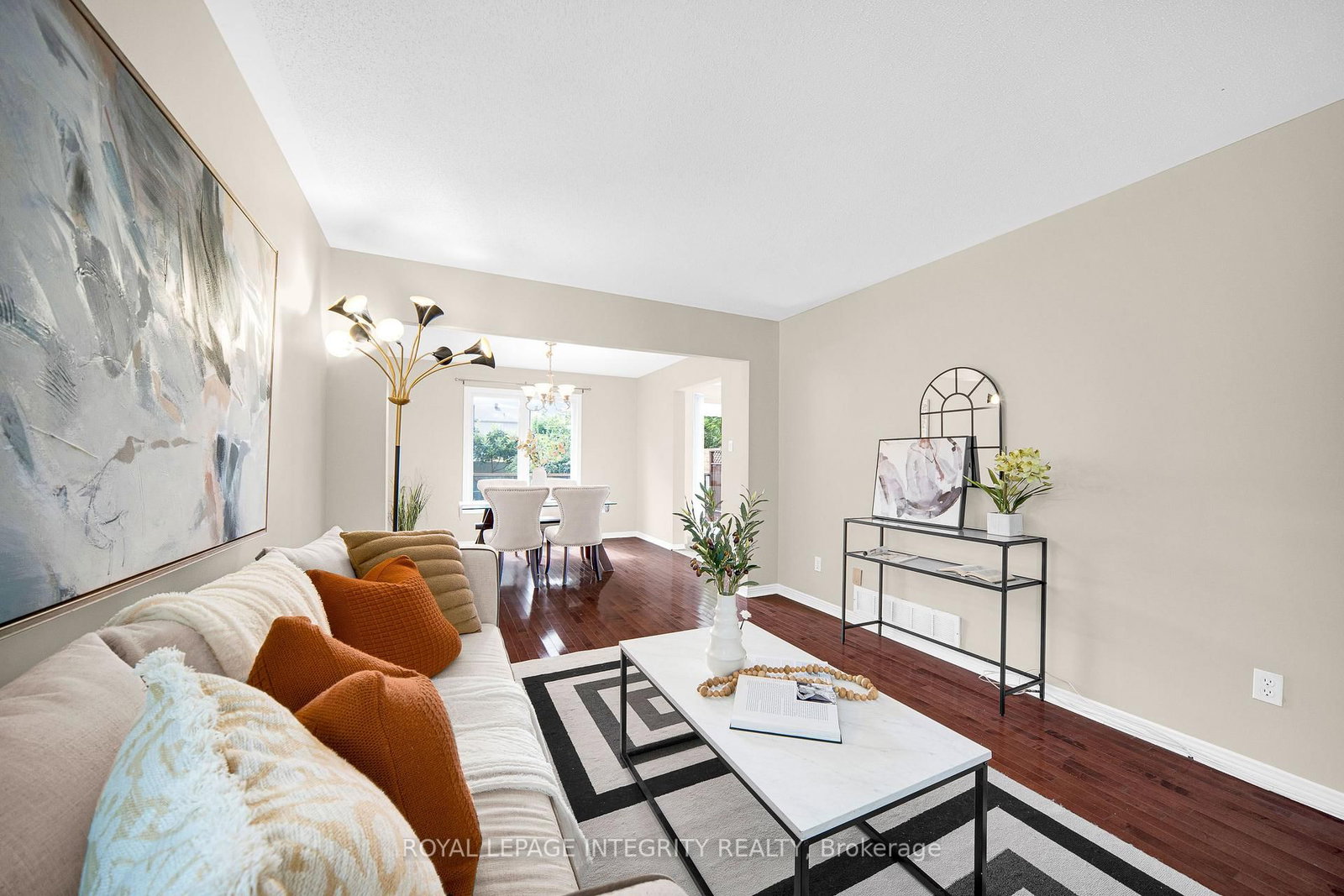 25 Springwater Drive • Ottawa, ON photo 8