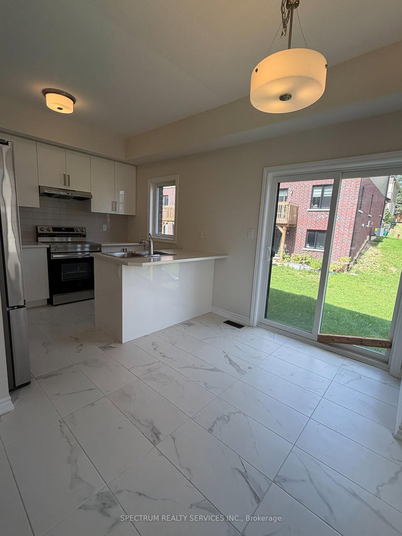 84 - 620 Colborne Street W