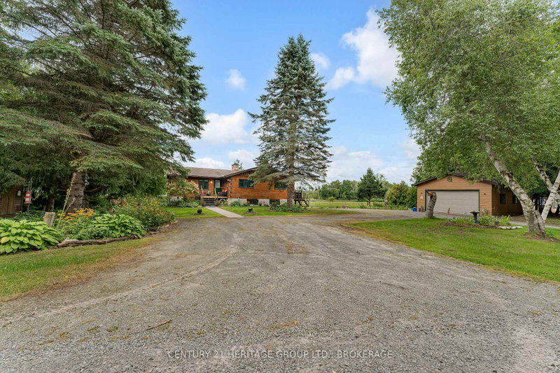 137 Old River Road W