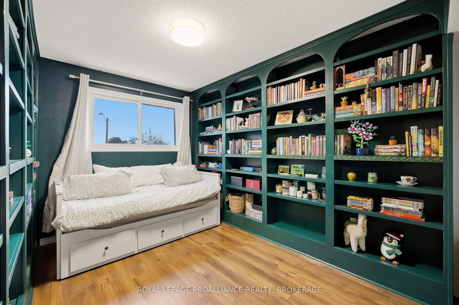 690 Davis Drive • Kingston, ON photo 22