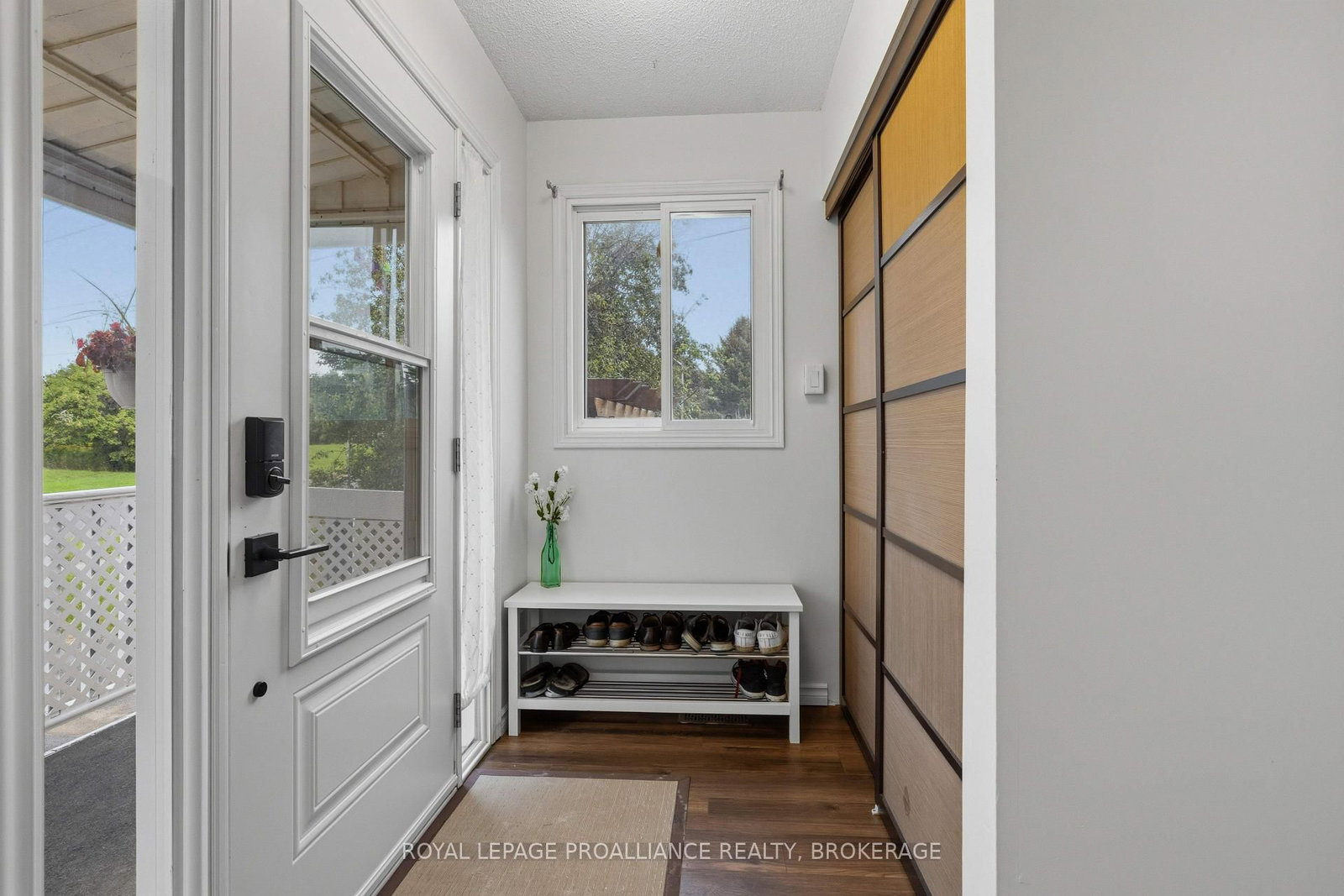 690 Davis Drive • Kingston, ON photo 5