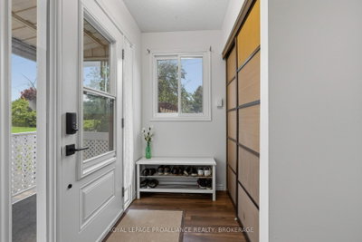 690 Davis Drive • Kingston, ON photo 5