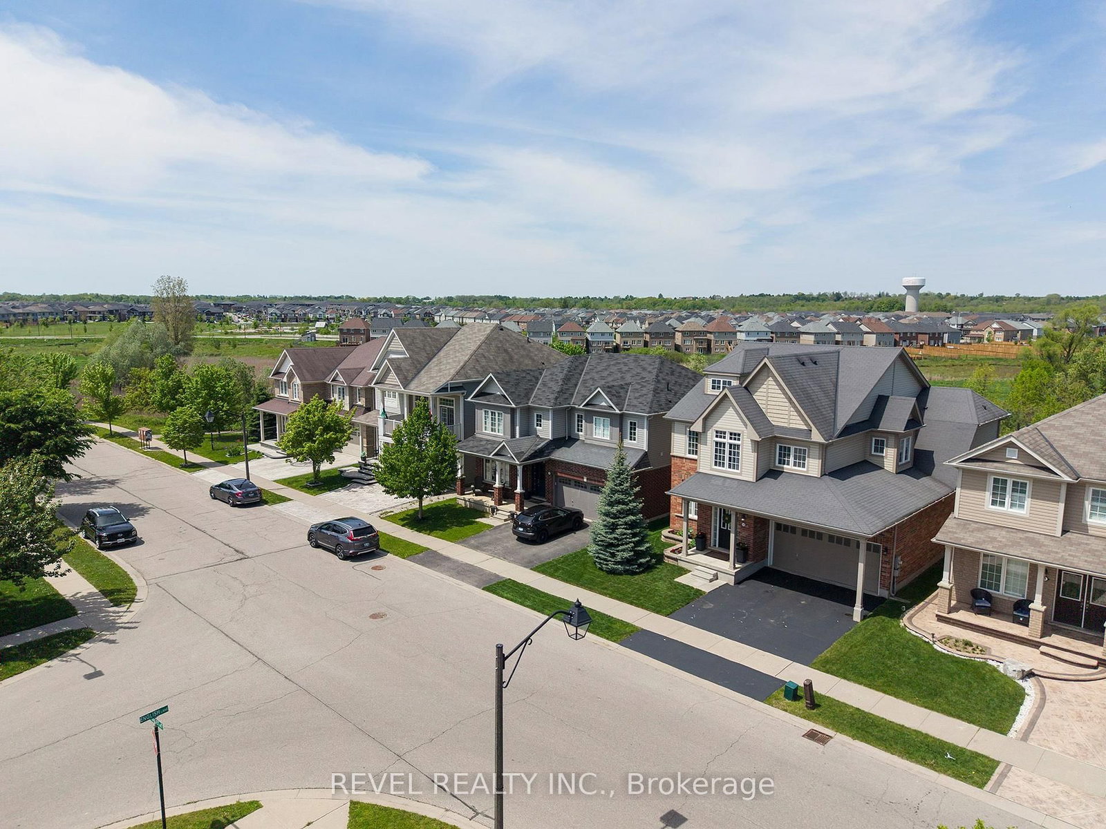 10 Bisset Avenue • Brantford, ON photo 8