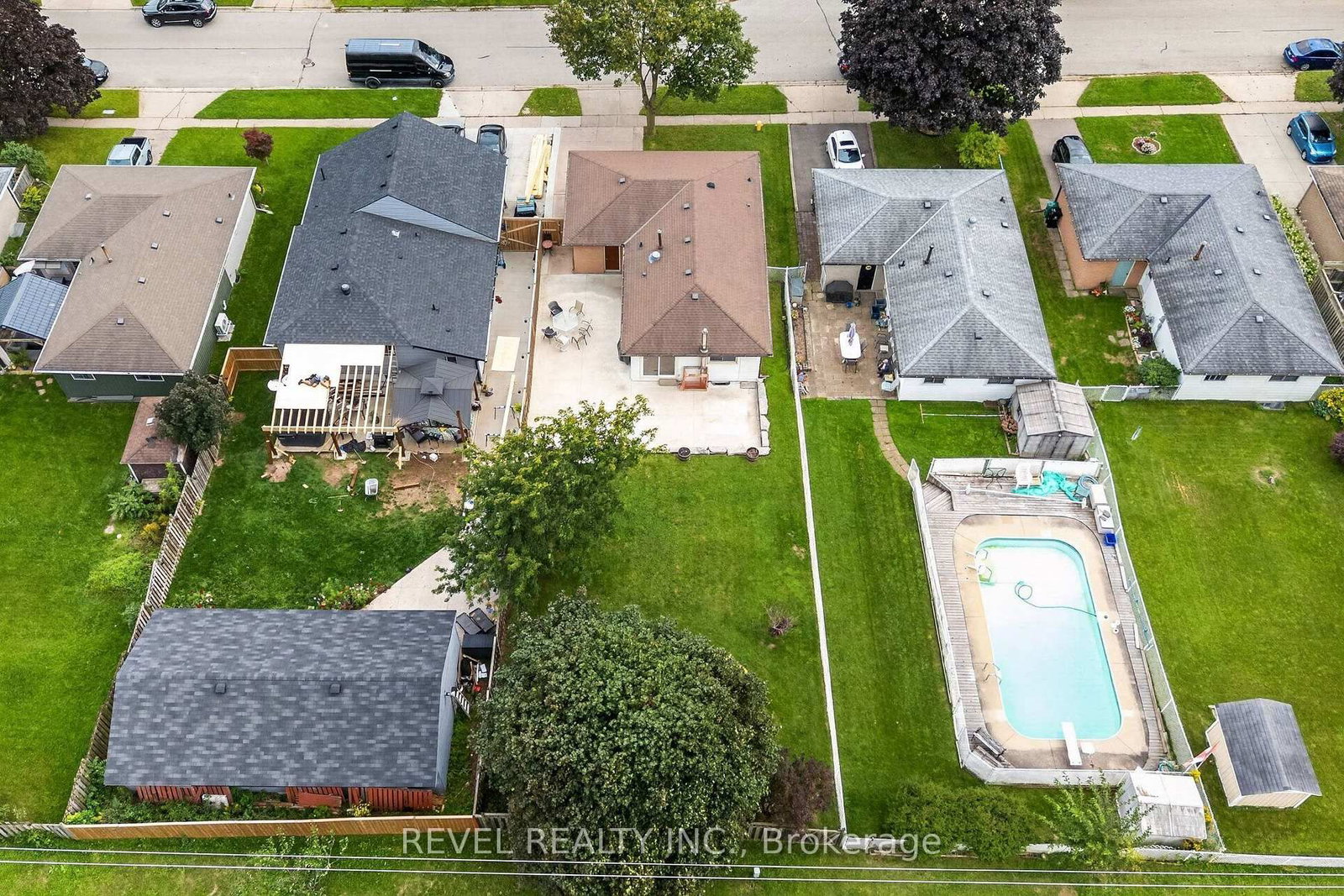 194 Hahn Avenue • Cambridge, ON photo 33