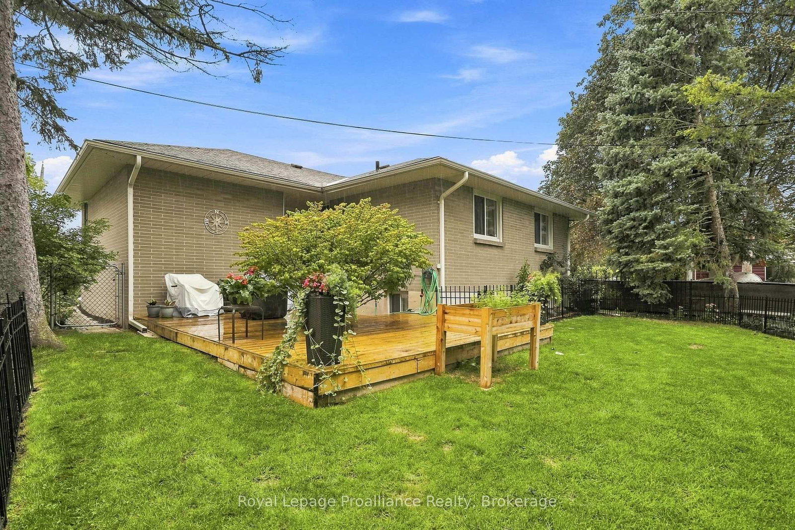 130 Hastings Drive • Belleville, ON photo 13