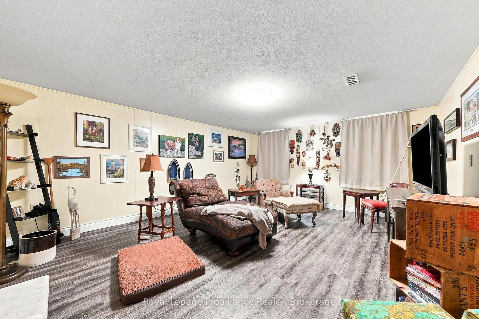 130 Hastings Drive • Belleville, ON photo 18