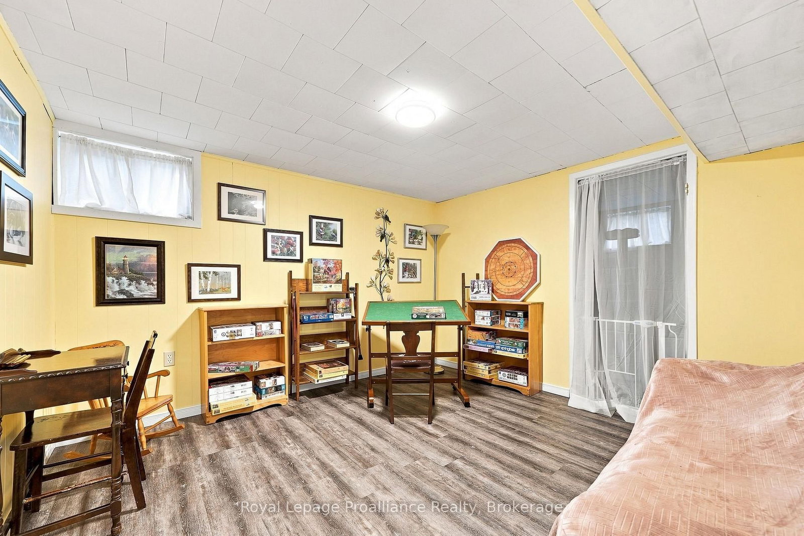 130 Hastings Drive • Belleville, ON photo 22