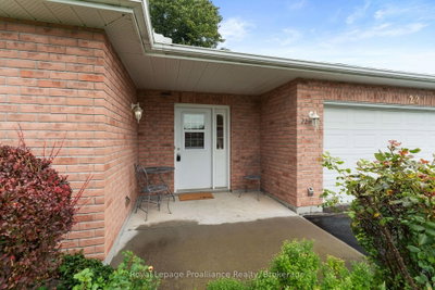 22 Stephen Street • Brighton, ON photo 5