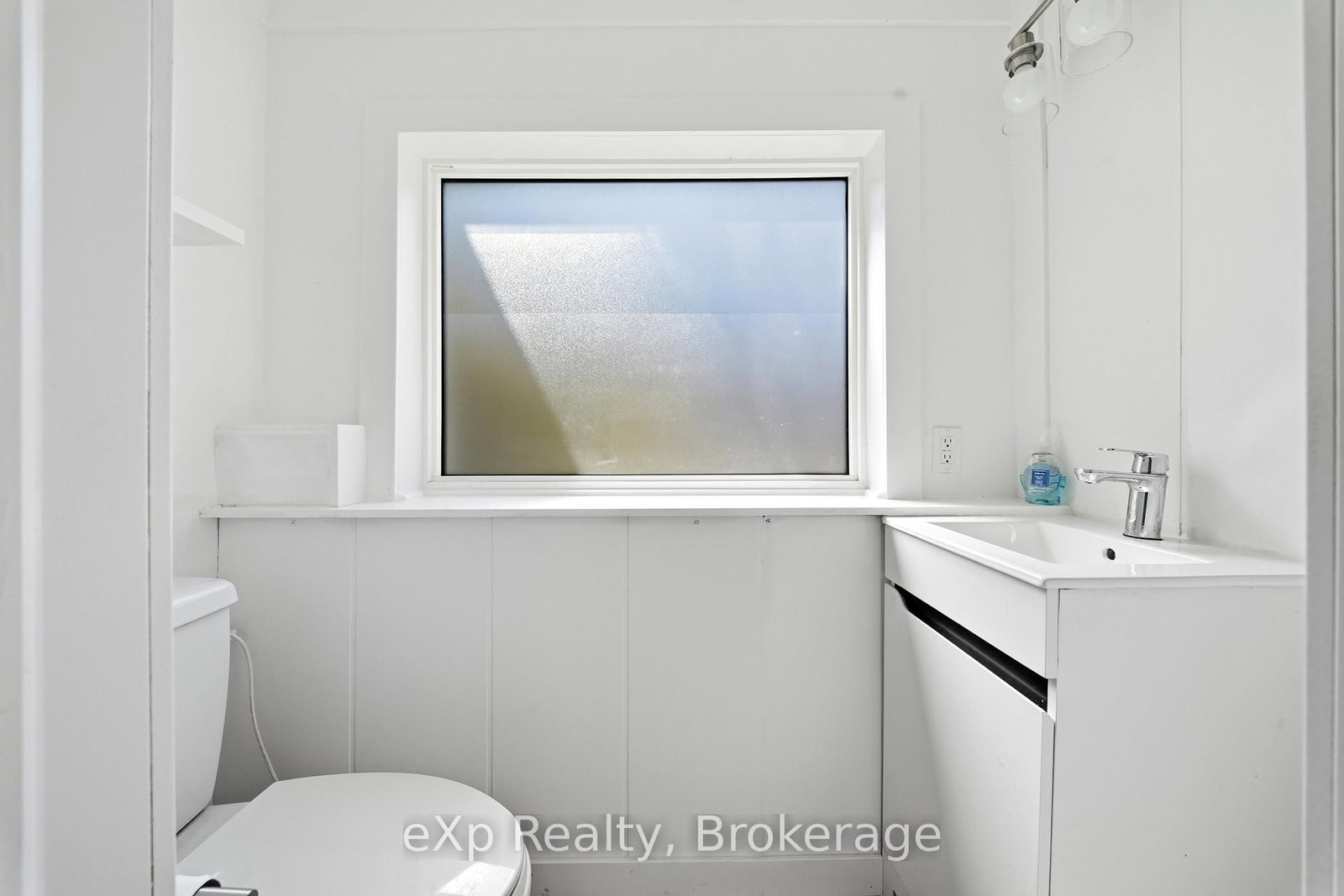 188 Dundas Street W • Quinte West, ON photo 30
