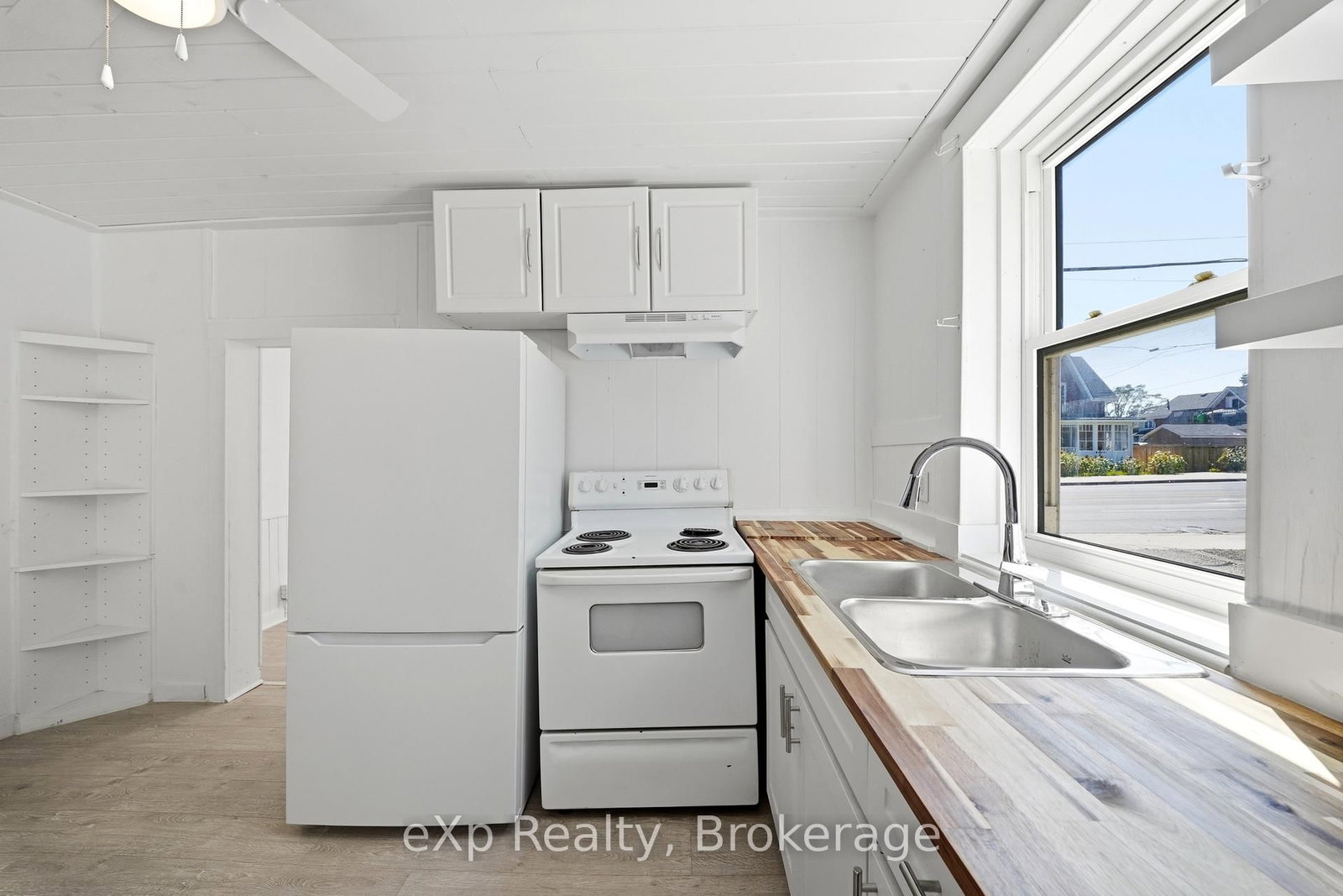 188 Dundas Street W • Quinte West, ON photo 7