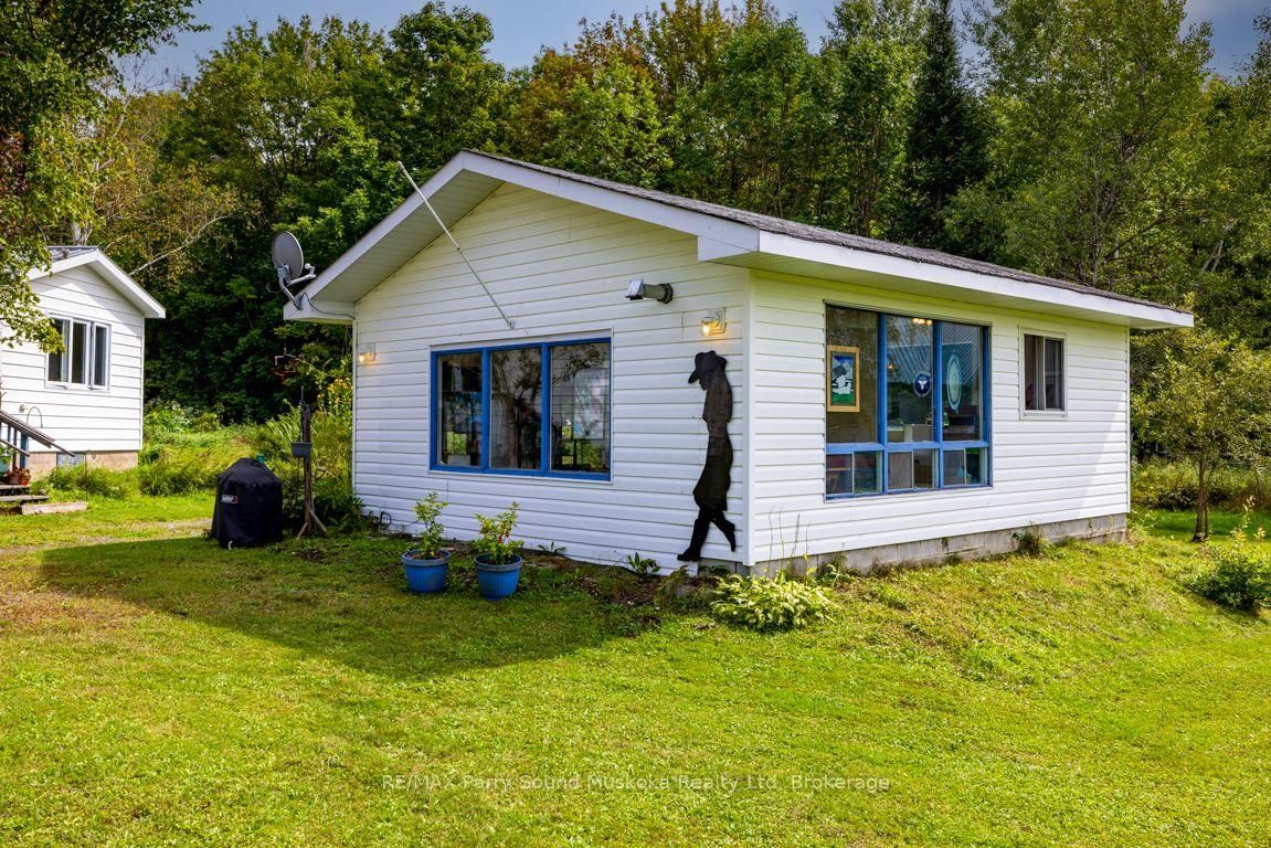 5 James Street • Seguin, ON photo 3