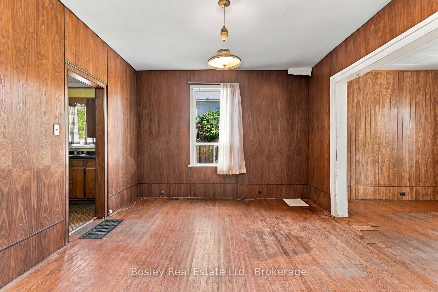 361 Bond Street • Cobourg, ON photo 14