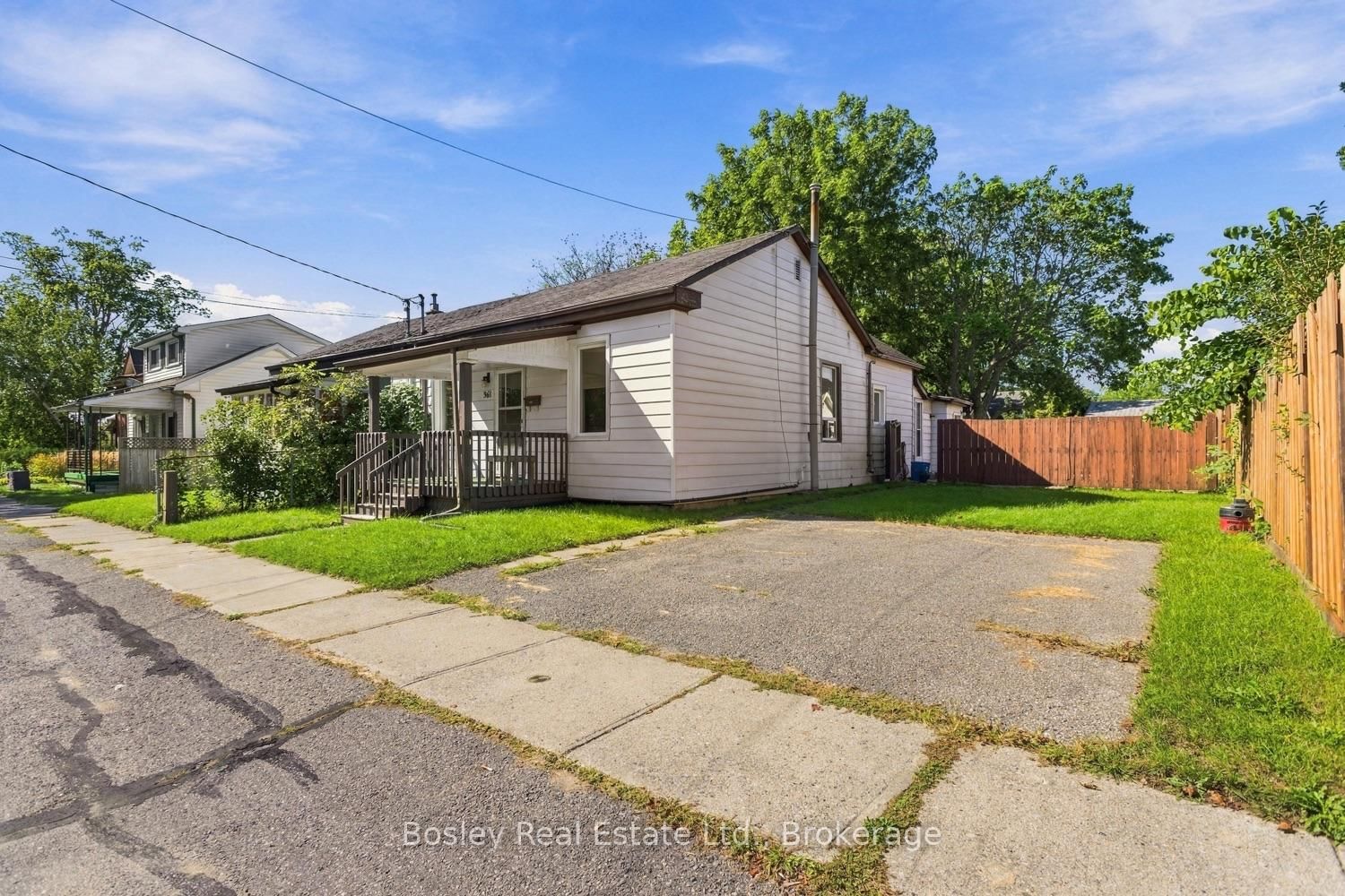 361 Bond Street • Cobourg, ON photo 2