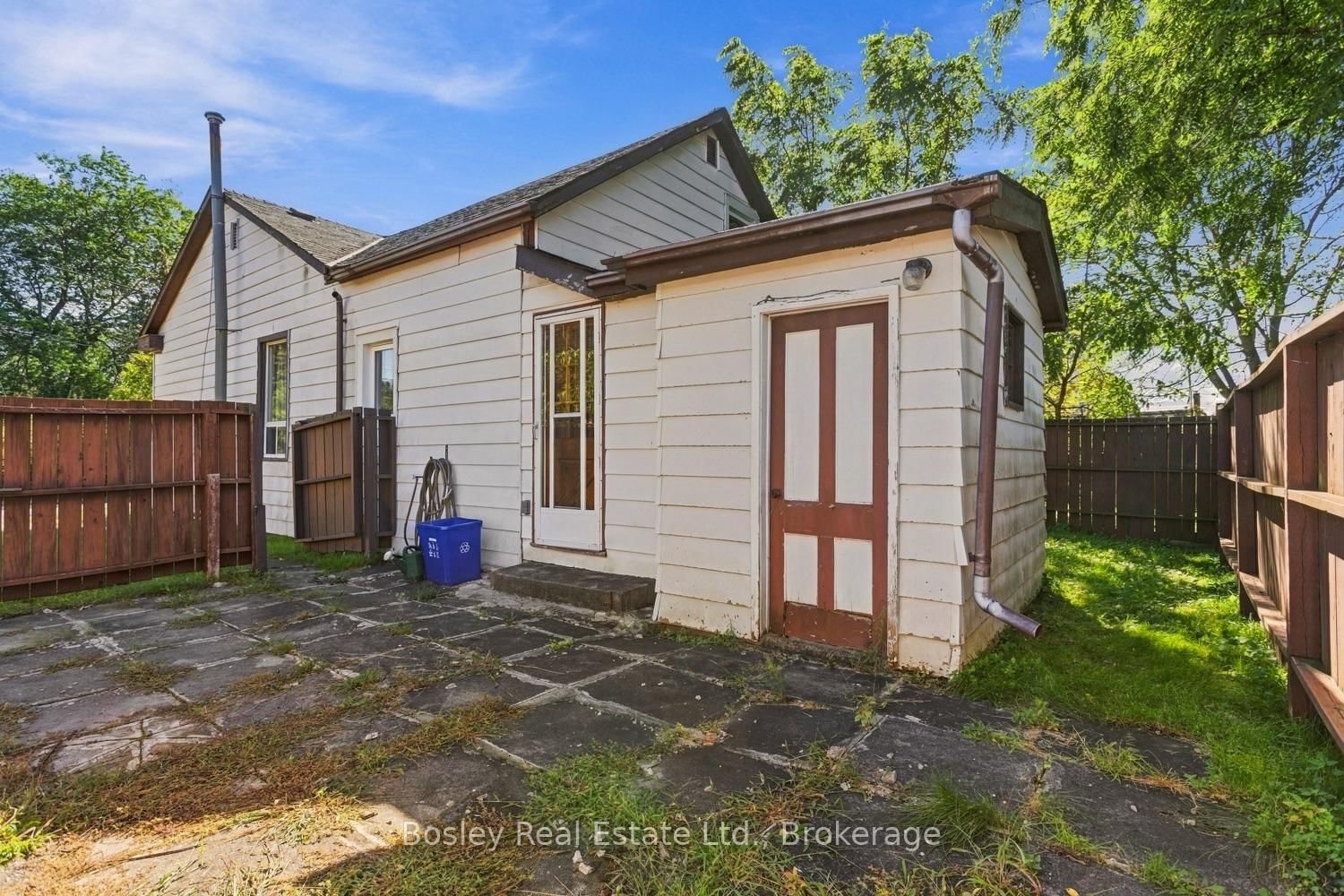 361 Bond Street • Cobourg, ON photo 32