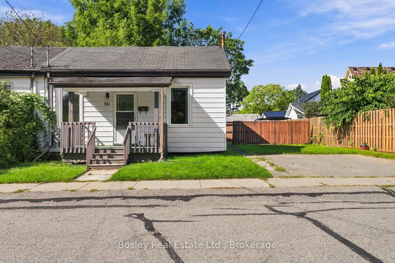 361 Bond Street • Cobourg, ON photo 4