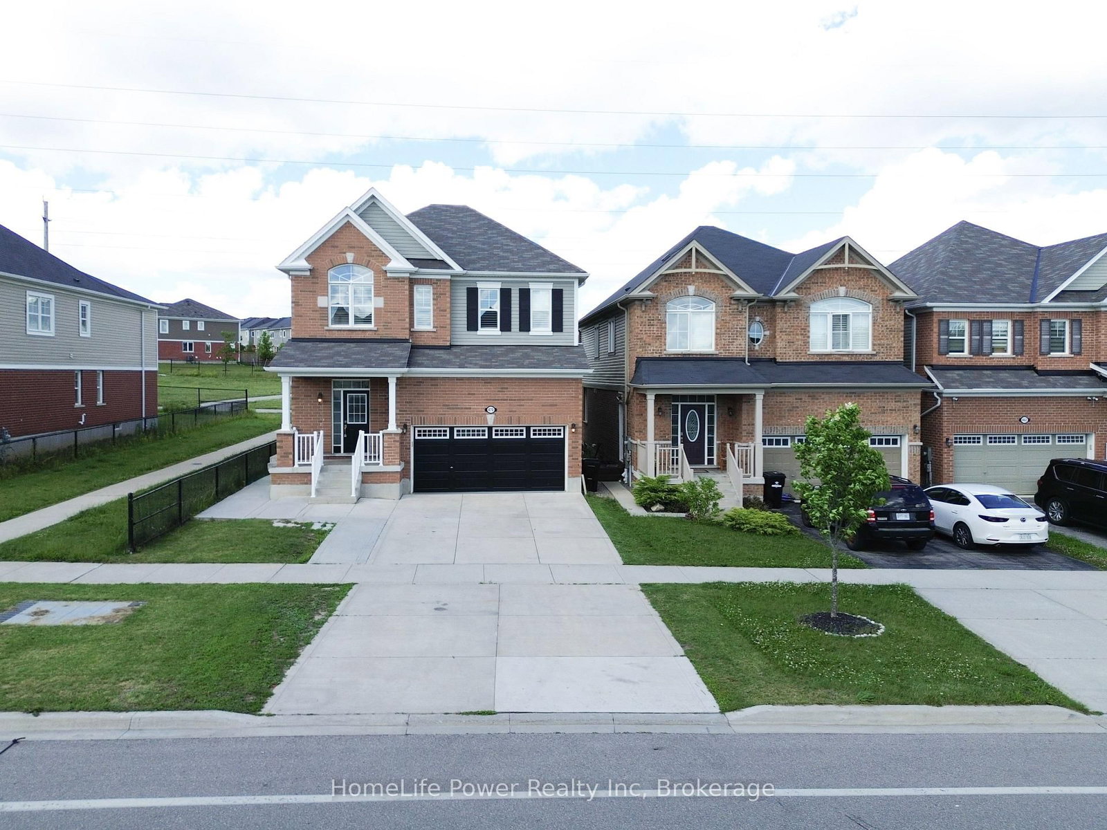 470 Blair Creek Drive • Kitchener, ON photo 4