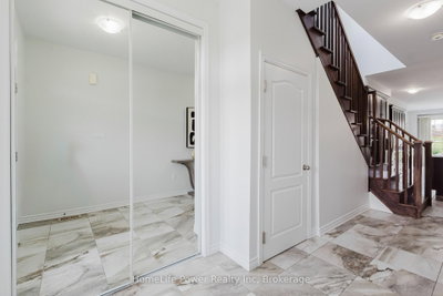 470 Blair Creek Drive • Kitchener, ON photo 9