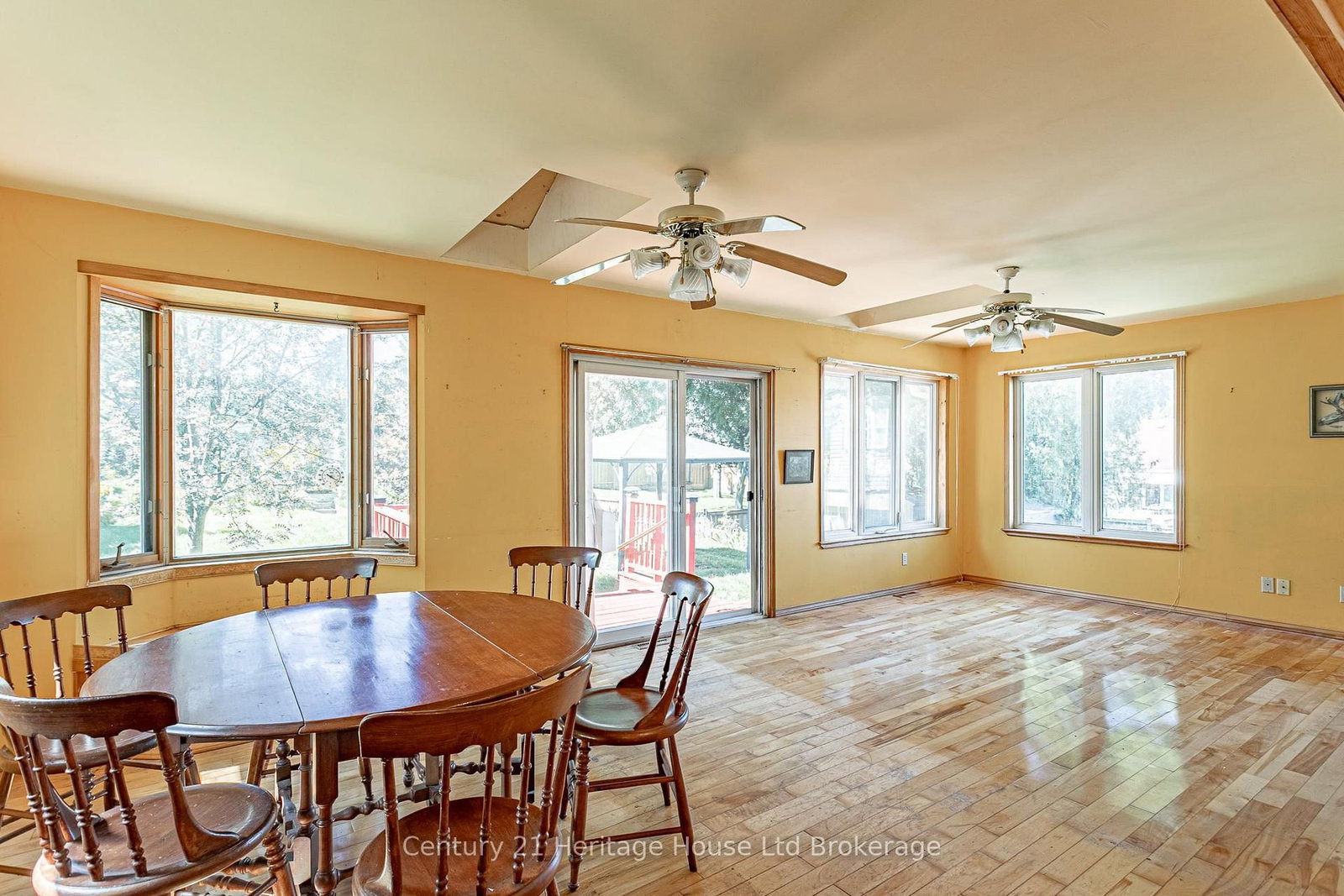 260 Butler Street • Woodstock, ON photo 12