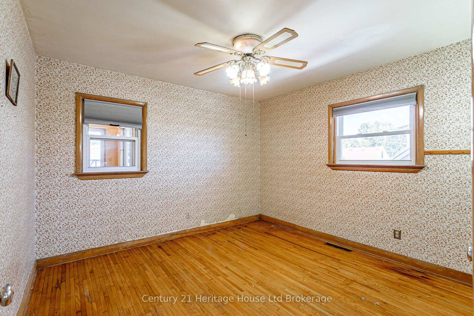 260 Butler Street • Woodstock, ON photo 16