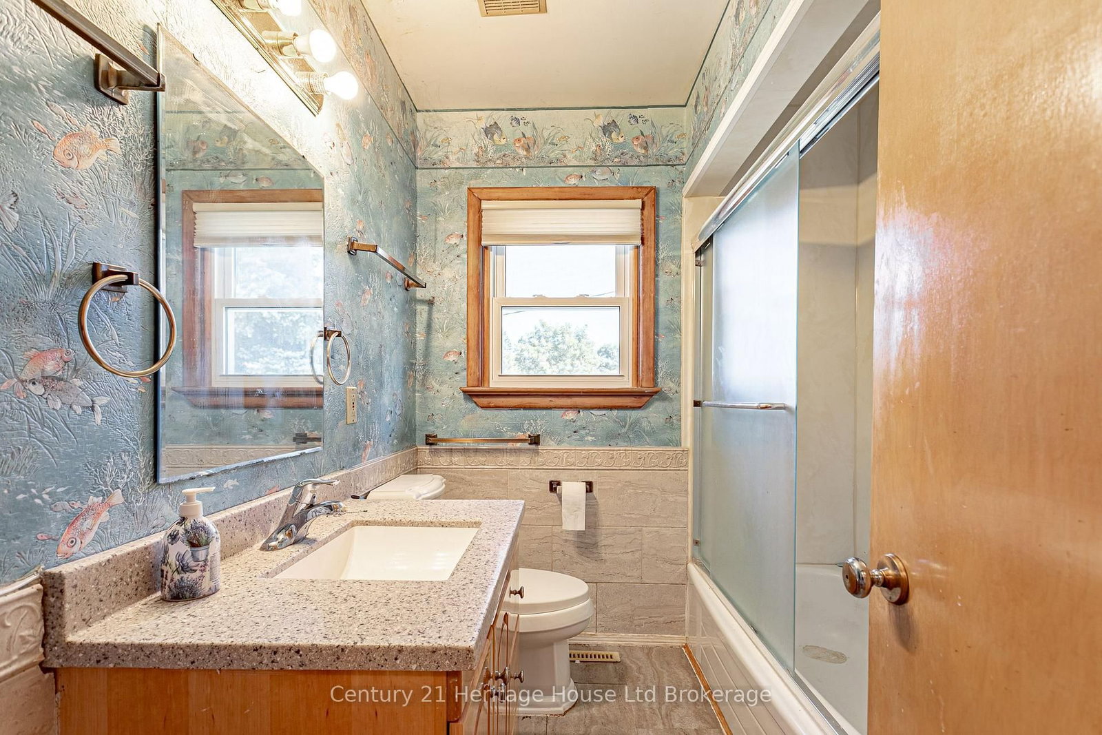 260 Butler Street • Woodstock, ON photo 18