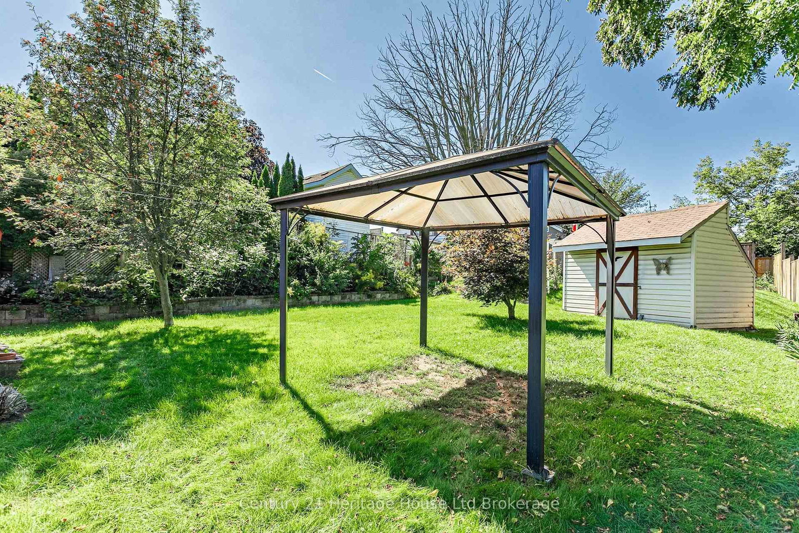 260 Butler Street • Woodstock, ON photo 23