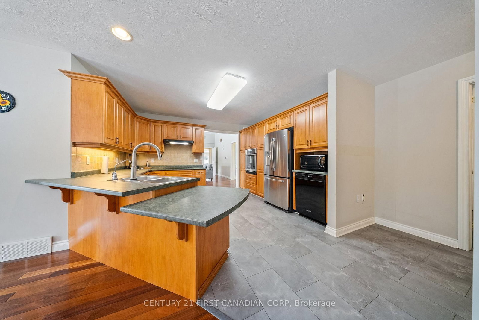 270 McGill Road • Brant, ON photo 13