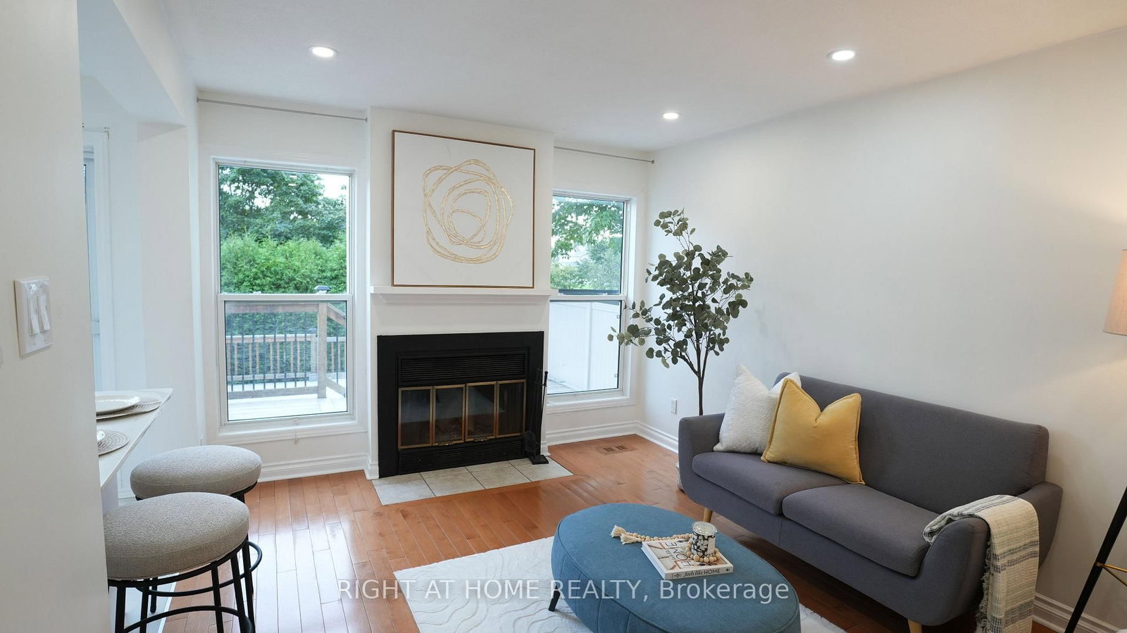 672 Farmbrook Crescent • Ottawa, ON photo 14