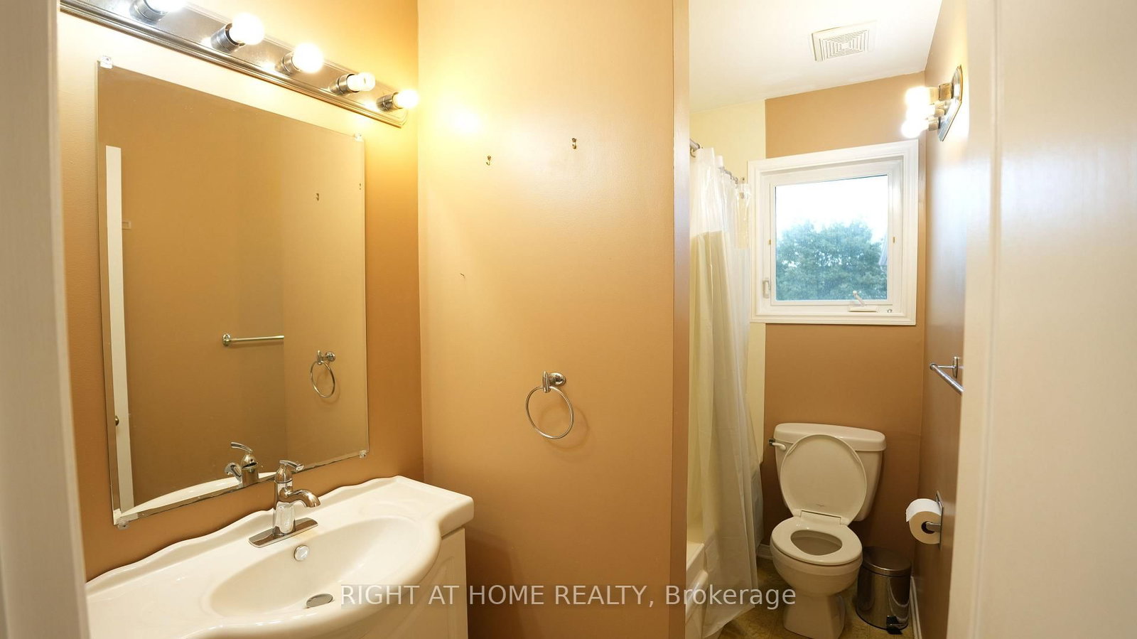 672 Farmbrook Crescent • Ottawa, ON photo 23