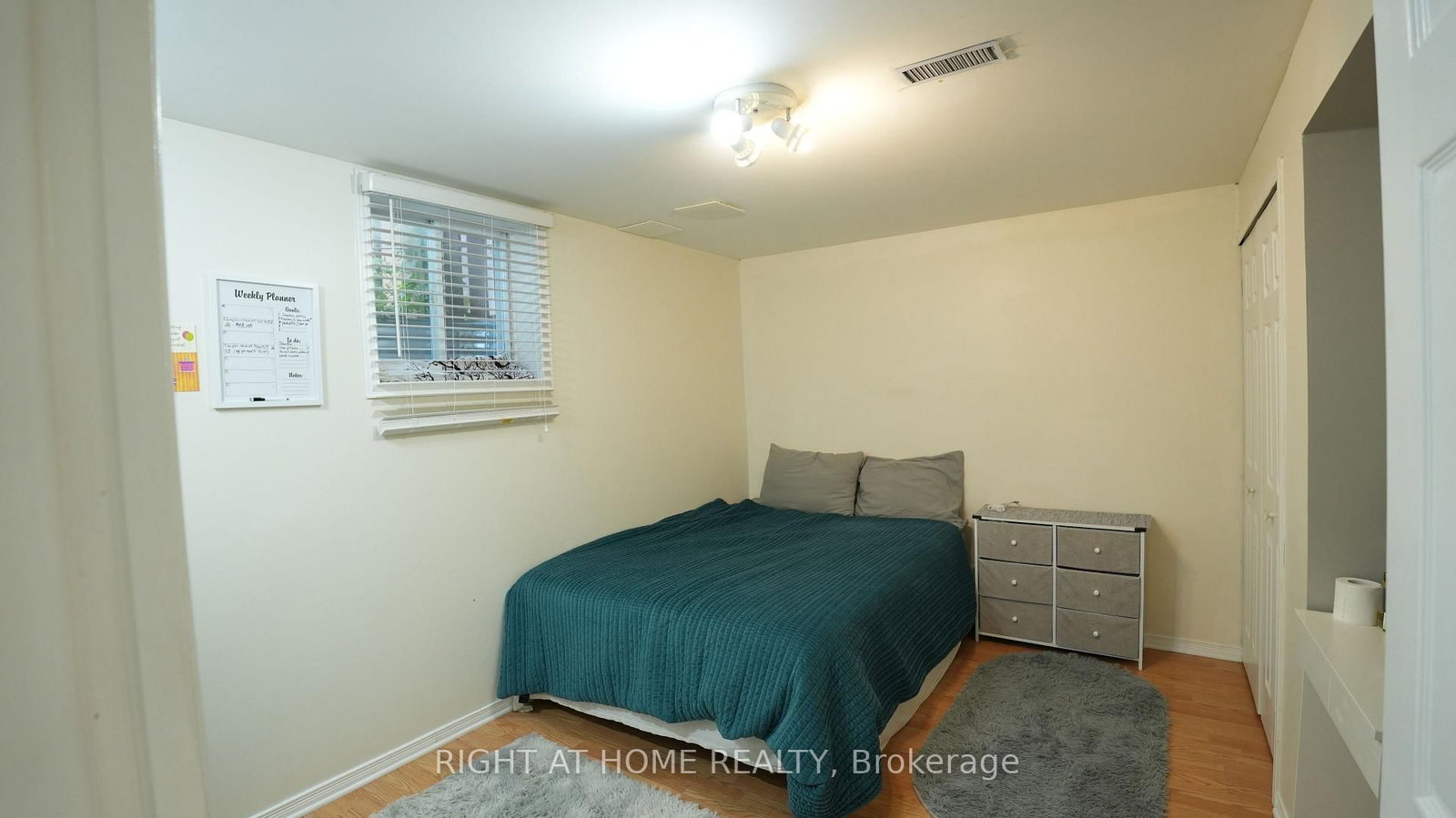 672 Farmbrook Crescent • Ottawa, ON photo 25