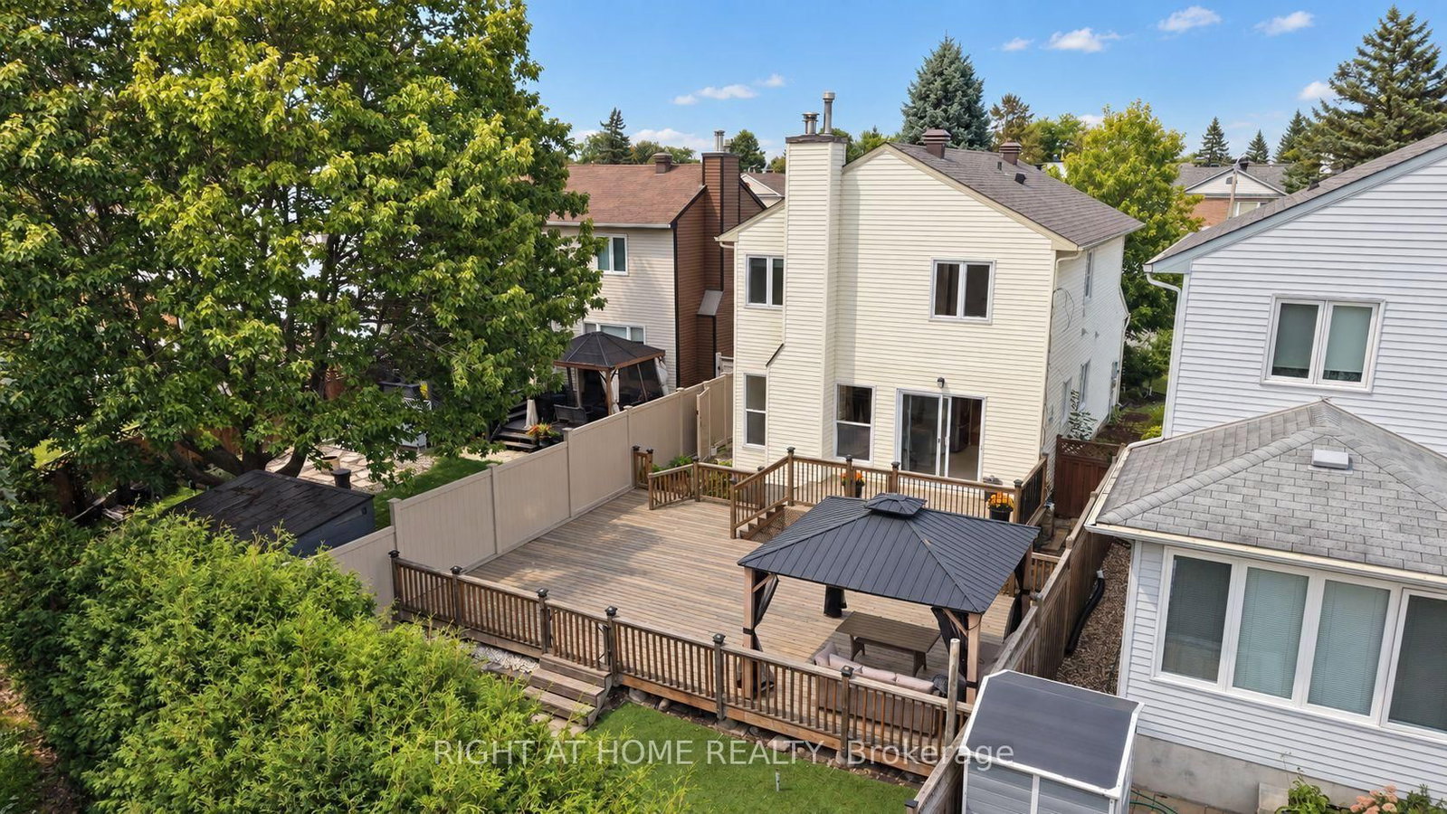 672 Farmbrook Crescent • Ottawa, ON photo 28