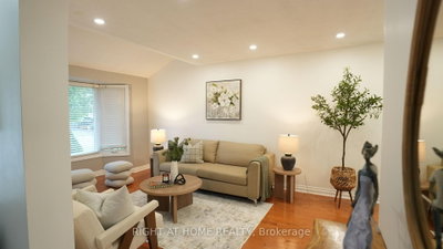 672 Farmbrook Crescent • Ottawa, ON photo 6