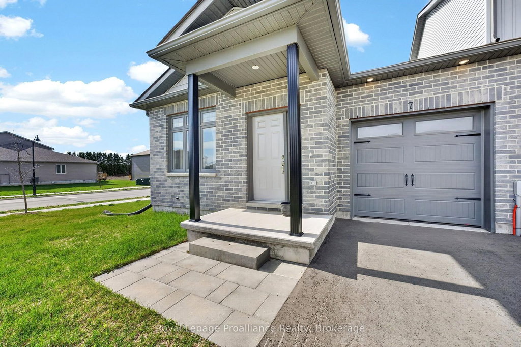 7 Griffin Street 3