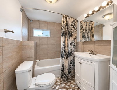 660 Burgess Avenue • Hamilton, ON photo 4