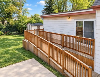 660 Burgess Avenue • Hamilton, ON photo 9