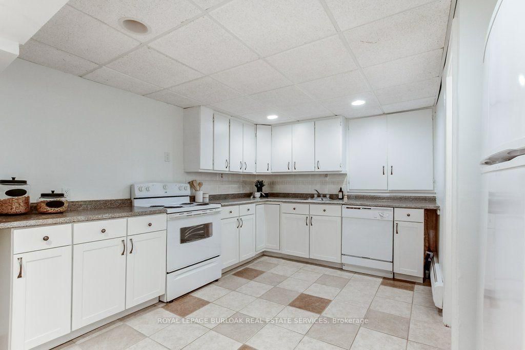 131 Parkview Avenue • Hamilton, ON photo 31