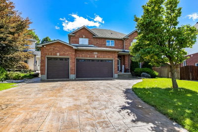 1094 Thornley Street • London South, ON photo 2