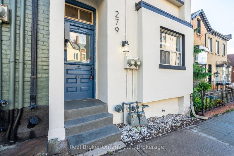 2 - 279 Main Street W