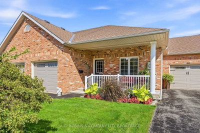 98 Maple Street • Port Colborne, ON photo 2