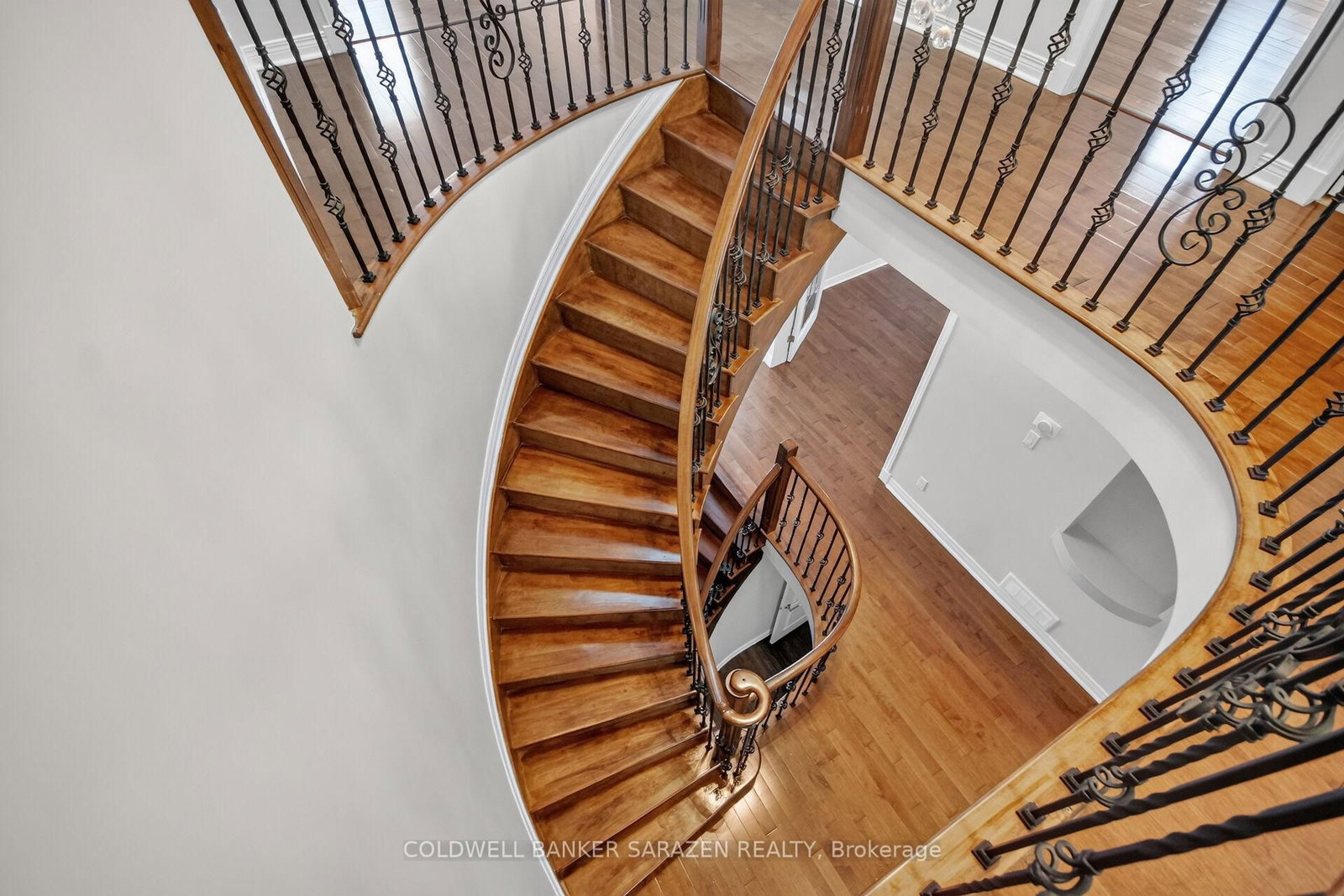 31 Fanterra Way • Ottawa, ON photo 5