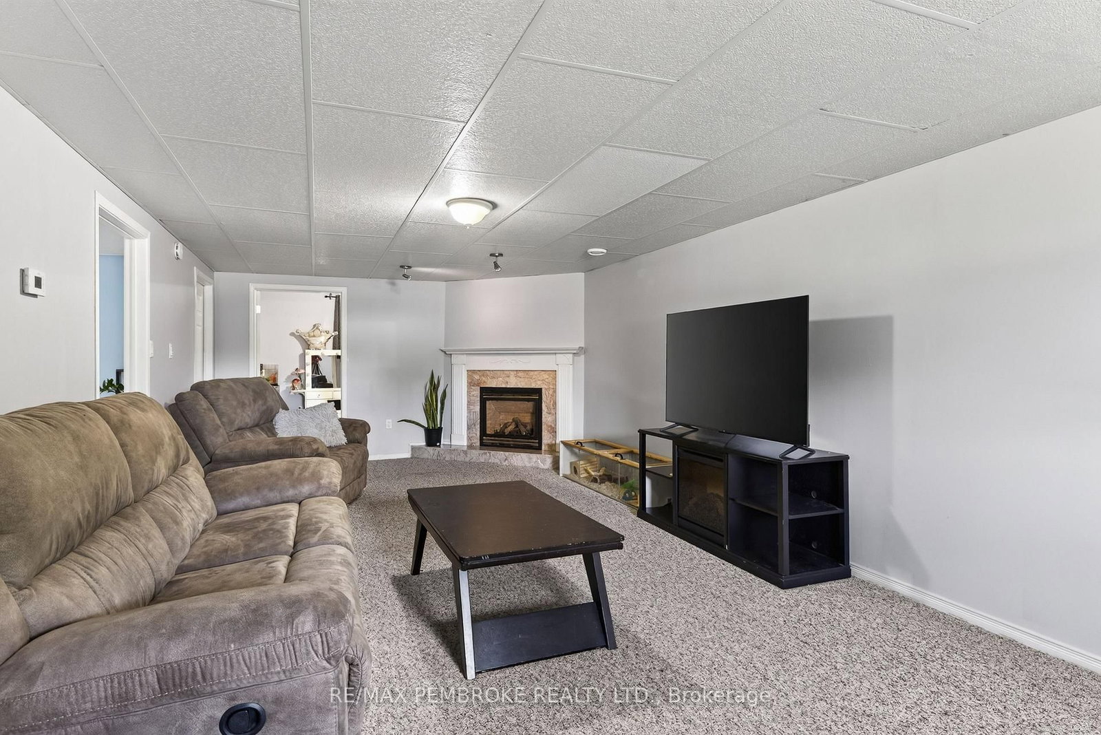 4 Winfield Street • Petawawa, ON photo 33
